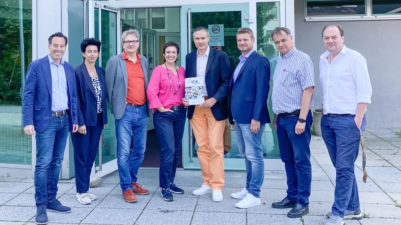 Geldmittel für die  technische Ausstattung